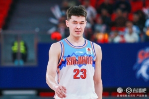 华体会官方网站入口-新疆球员注册信息：阿不都沙拉木顶薪 殷召航、冯傲升上一队