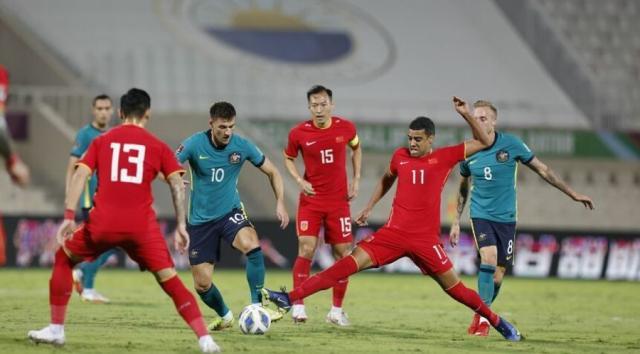 华体会app官方网站-​马德兴：交了四场学费找到理想阵容 国足走上正轨